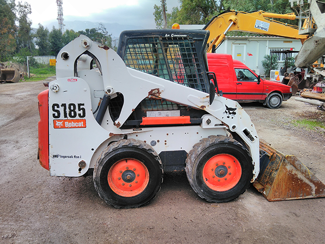 26. BOBCAT S186 ME AIR CONDITION